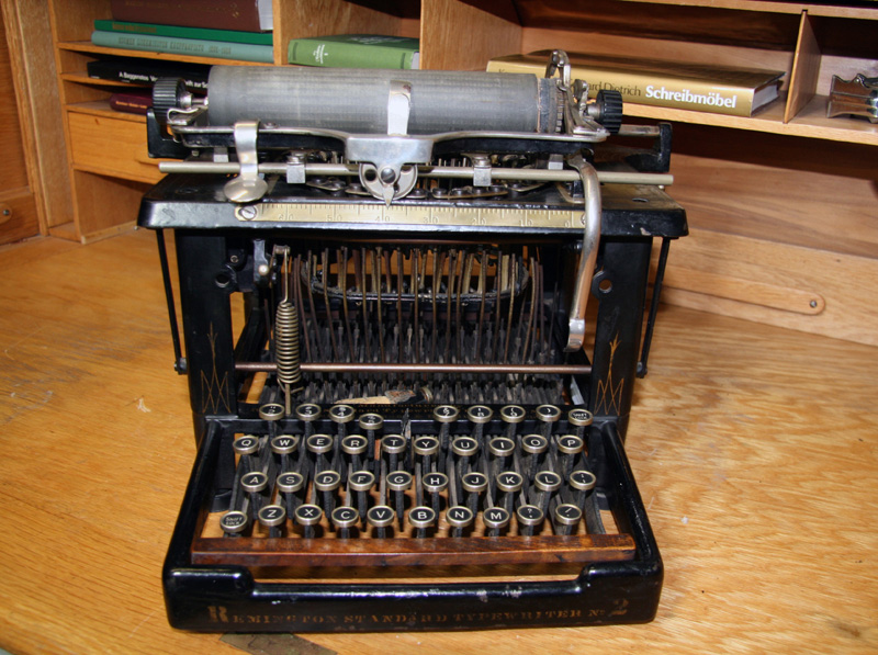 Illustration for article titled The Curious Evolution of the Typewriter, in Pictures